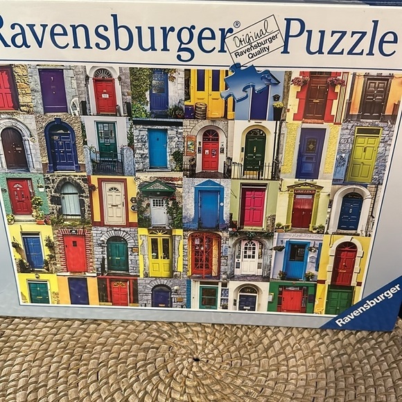 New Factory Sealed Ravensburger Doors of the World Jigsaw Puzzle - 1000pc - Picture 2 of 7